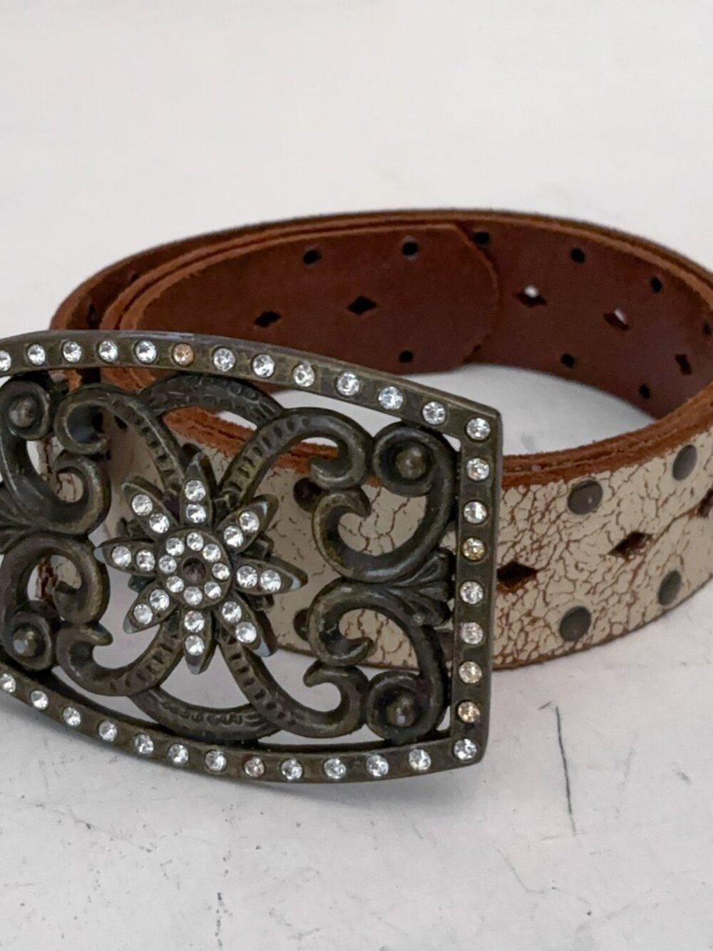 Aldo Y2K Western Boho Distressed Leather Belt Womens L Rhinestone Buckle Studded